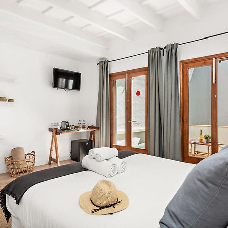 Hotel Boutique Ses 5 Claus Сьютаделья Екстер'єр фото